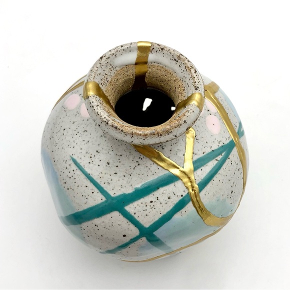 Kintsugi Vase Glazed Abstract Pottery Gold Crack Art Personal Growth Gift - Picture 11 of 13